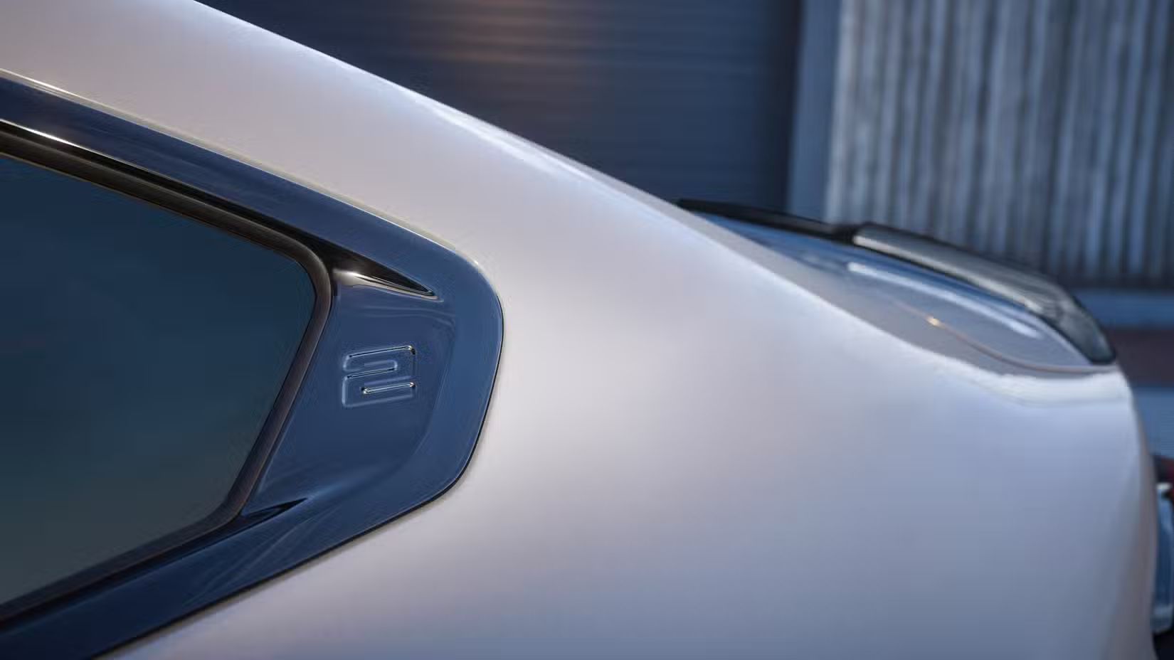 消息称全新宝马 2 系四门轿跑车明年国内上市:进口改国产、竞争奔驰 A 级