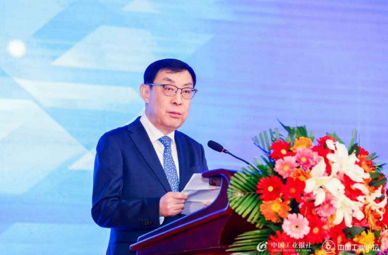 马培华:把发展新质生产力摆在突出位置,推进质量变革、效率变革、动力变革