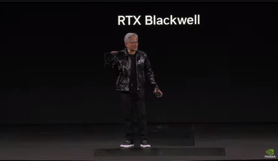 黄仁勋CES演讲:全新RTX 50系列芯片、全球最小个人AI超算