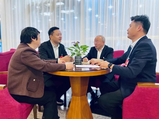 全国人大代表、古越龙山李智慧建议:支持绍兴黄酒申报“双非遗”