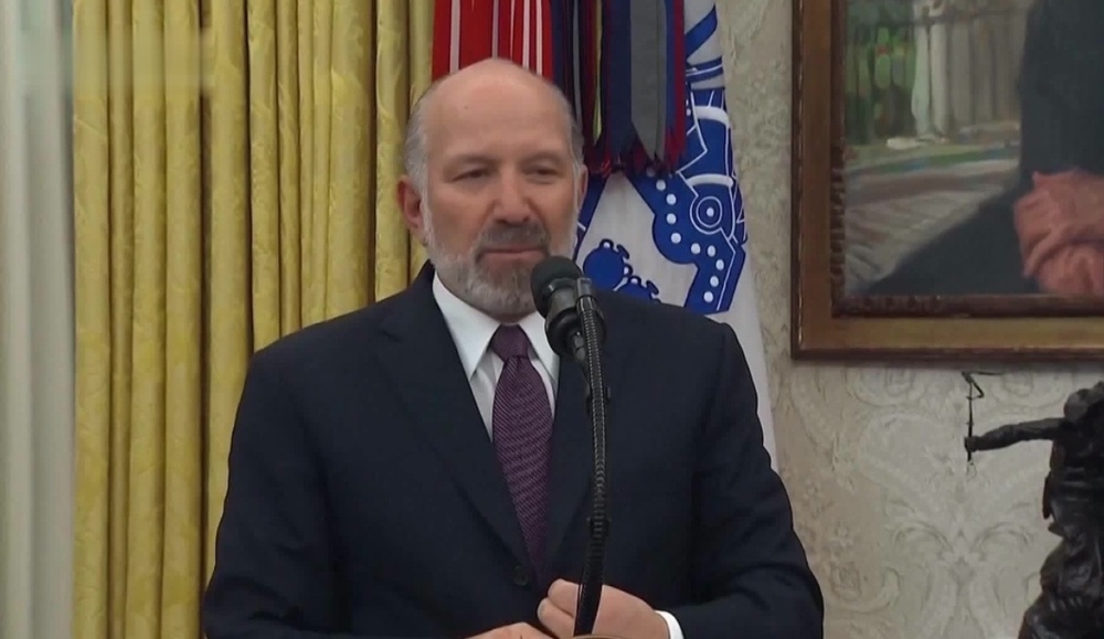 美商务部长:若加拿大能阻止芬太尼 将对其关税持开放态度