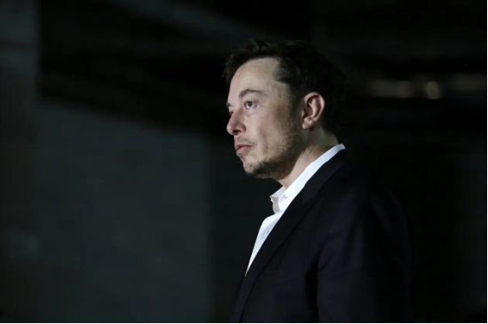 特斯拉在华遇滑铁卢:月销量“腰斩”,焕新版遭“围剿” | 次世代车研所