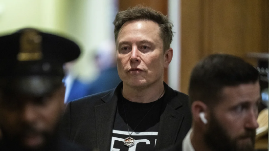 随着特斯拉股价暴跌,马斯克或许终于受到了现实的冲击