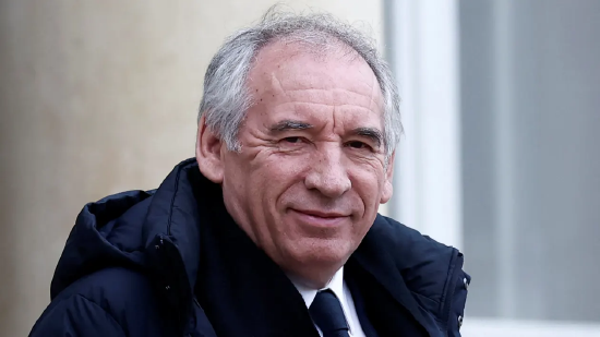 法国总理称特朗普的关税政策可能使法国国内生产总值增长率降低 0.5 个百分点