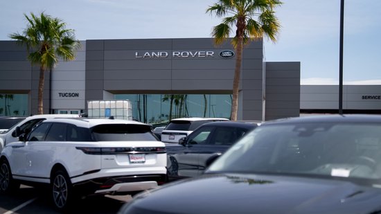 英国汽车制造商捷豹路虎因特朗普关税暂停向美国发货