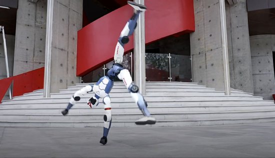 宇树科技发布人形机器人Unitree R1 售价3.99万起