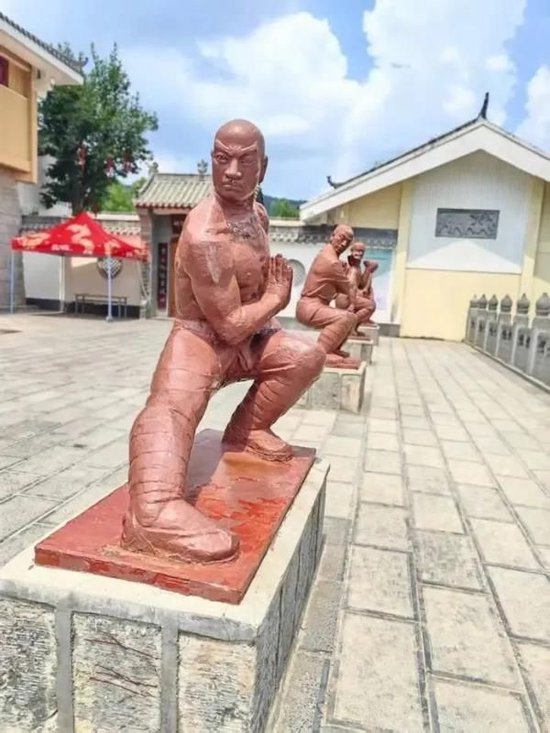 突然失去住持的少林寺，戒备森严（附多图）