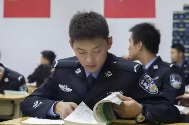 当警校生毕业后做什么工作好的简单介绍