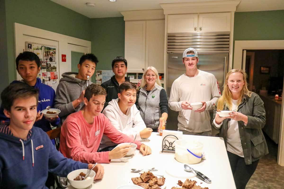 包含美国高中毕业后做什么工作的词条 包含美国高中毕业后做什么工作的词条