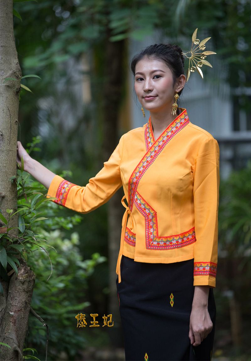 民族服饰毕业后做什么工作(中专服装设计毕业了从事什么工作)