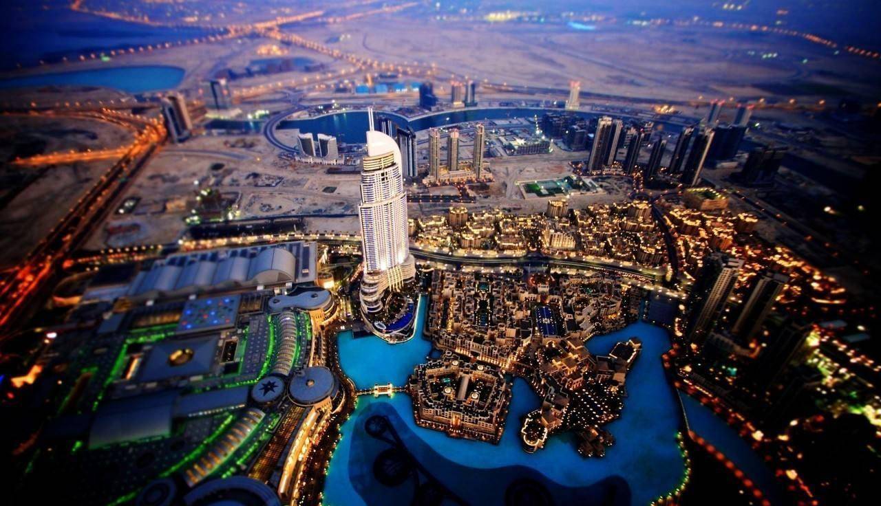 迪拜毕业好找工作吗(迪拜好找工作吗,,每个月能赚多钱)