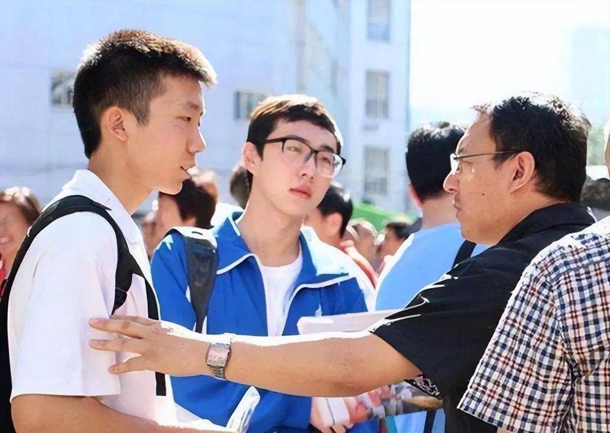 通城三中录取分数线2024(通城三中录取分数线2023年级)