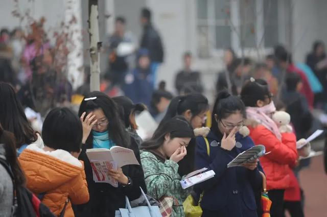 三流学校毕业后做什么工作好(读三流大学有意义吗) 三流学校毕业后做什么工作好(读三流大学有意义吗)