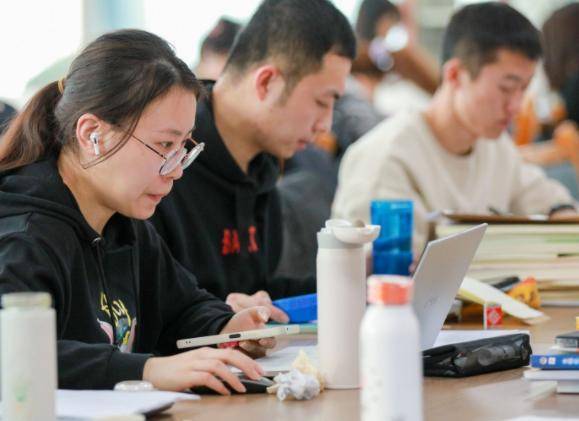 提前毕业还是考研好找工作(如果大学提前毕业什么时间考研) 提前毕业还是考研好找工作(如果大学提前毕业什么时间考研)