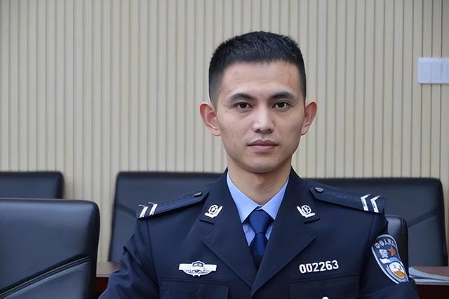 重庆警察学院毕业后(2024年警察学校招生新政策)