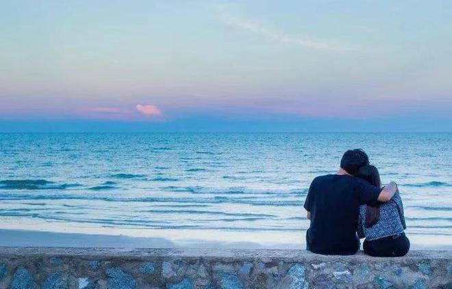 大学毕业后怎么拉开距离(刚毕业的大学生如何适应职场)