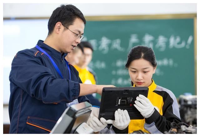 接本生毕业后干什么(美术生毕业后好就业吗) 接本生毕业后干什么(美术生毕业后好就业吗)