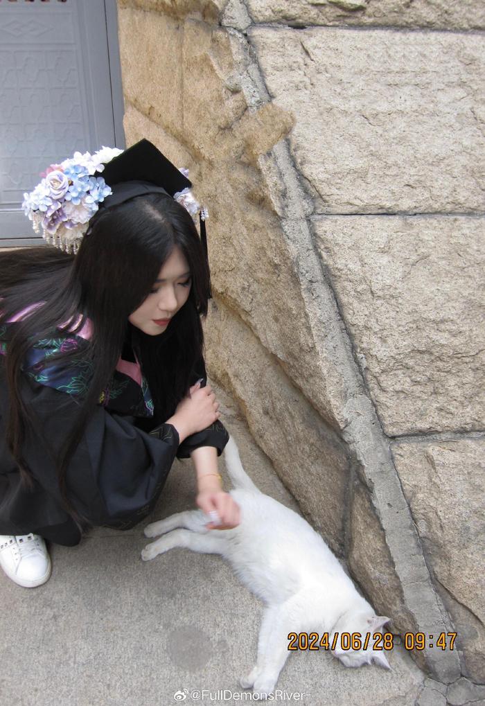 电影学院毕业后怎么样了(电影学院毕业了就可以当演员吗)