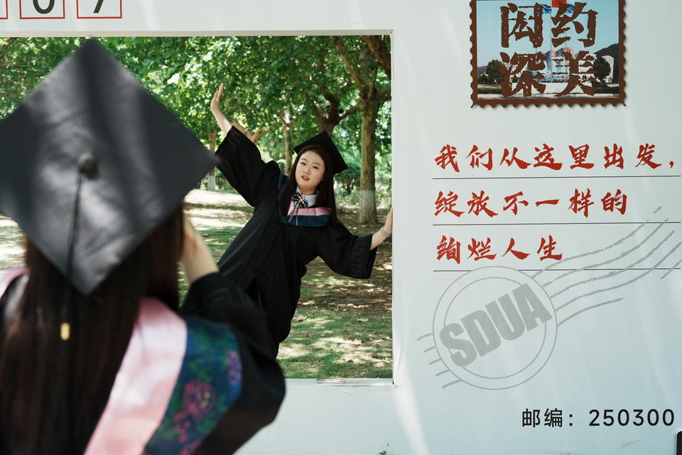 艺术学院毕业后干什么好(艺术院校毕业的都干嘛去了)