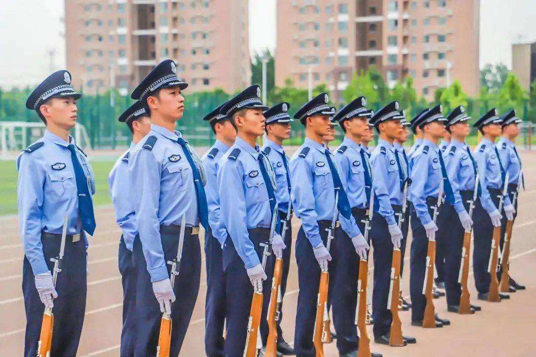 湛江警校毕业后能做什么(湛江警校毕业后能做什么职业)