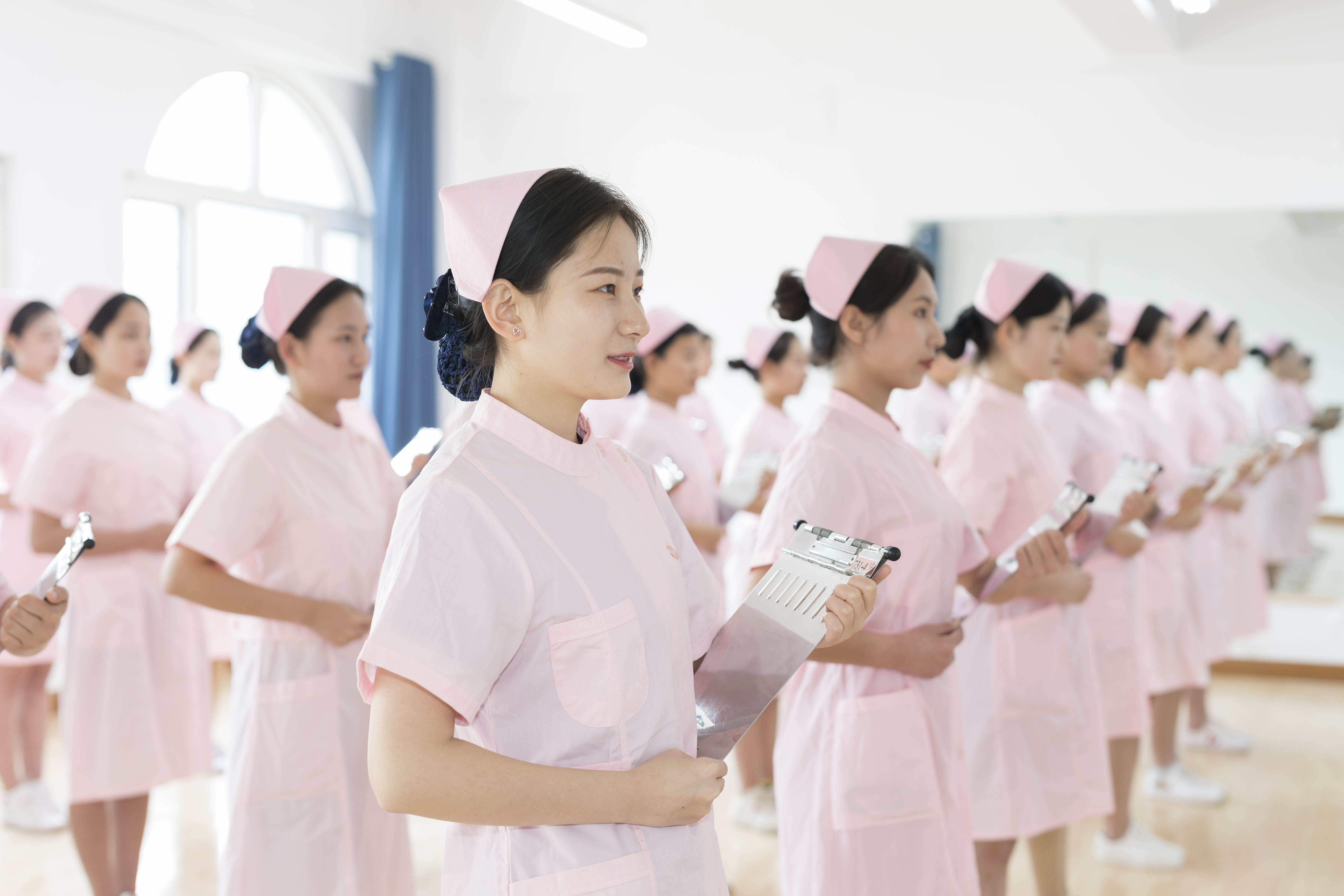 医学院护理毕业后干什么(医学院护理系,是不是毕业后就能当护士) 医学院护理毕业后干什么(医学院护理系,是不是毕业后就能当护士)