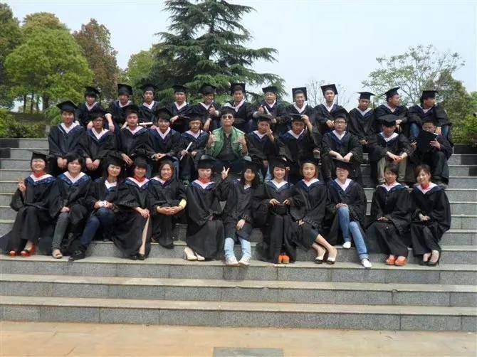 90后大学毕业生心态变化(90后大学毕业生心态变化图片)