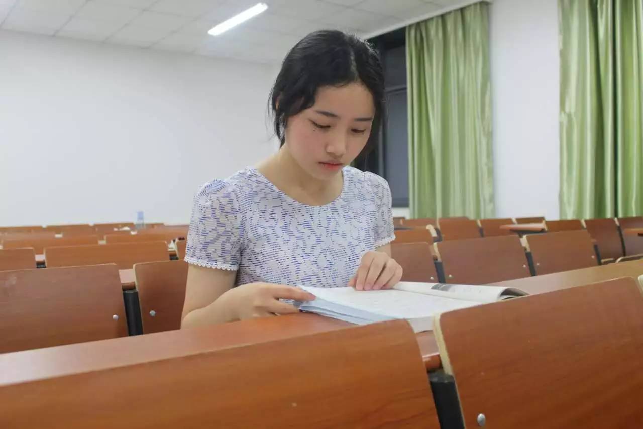 浙江外国语学院毕业后怎么深造(浙江外国语学院毕业后怎么深造工作)