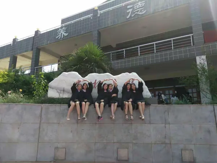 大学毕业后怎么维护好友谊(大学毕业后怎么维护好友谊关系)