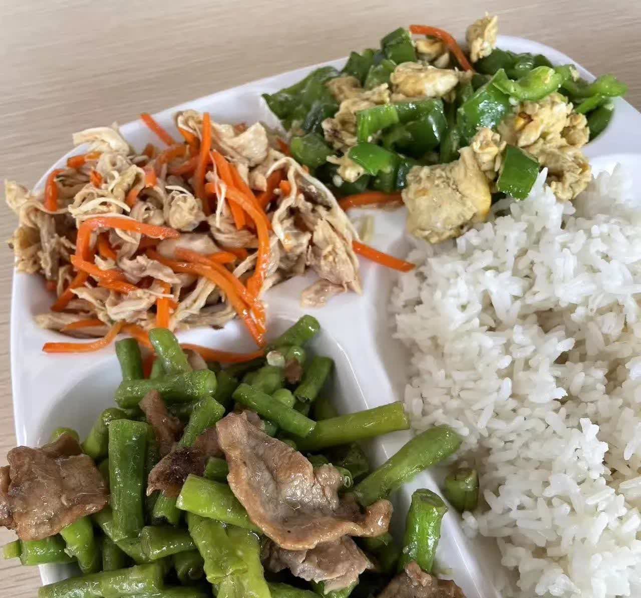 大学毕业后卖饭怎么样(大学毕业后卖饭怎么样呢)