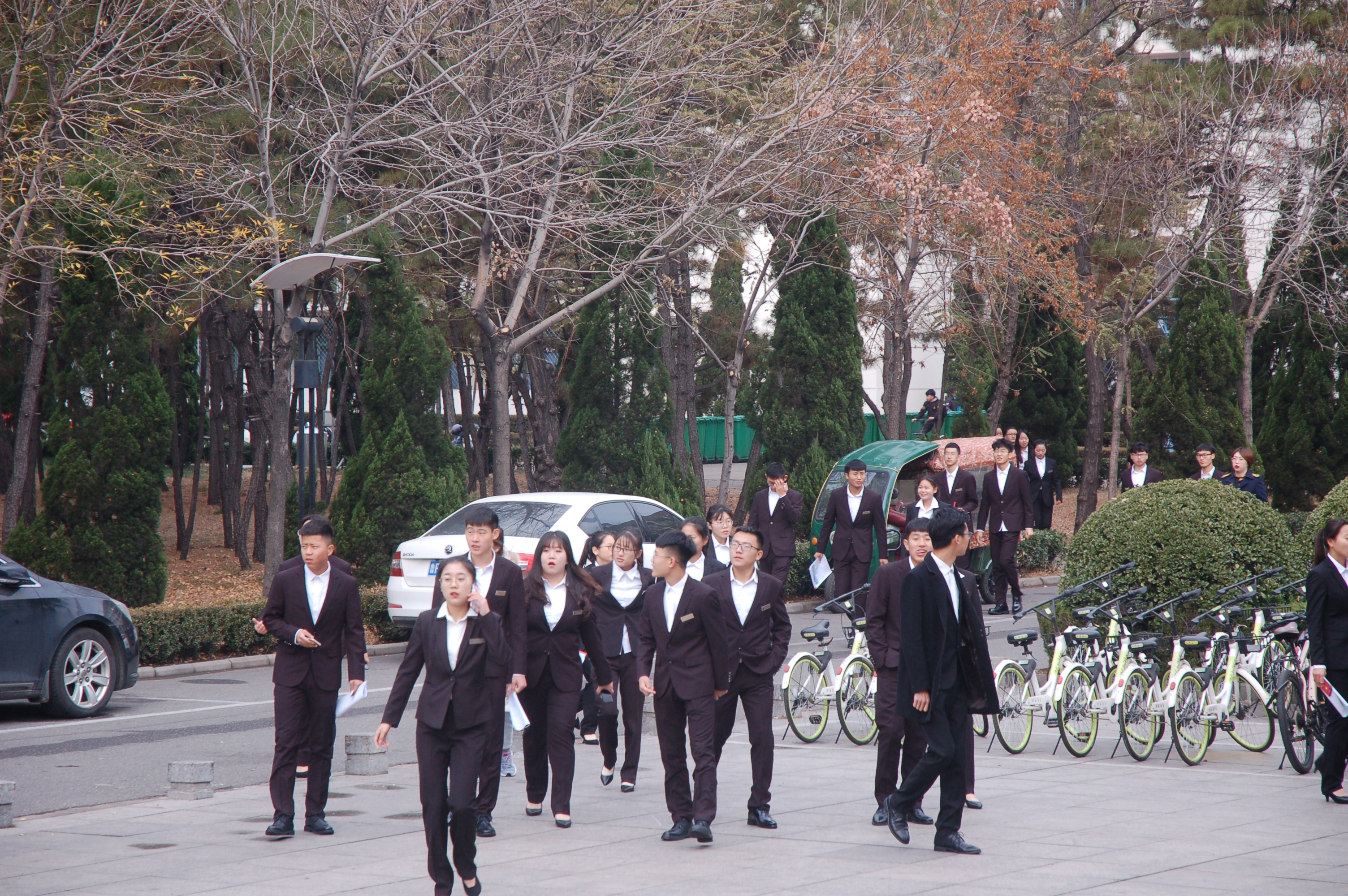 南山学院毕业后工资(南山学院毕业可以考公务员吗)