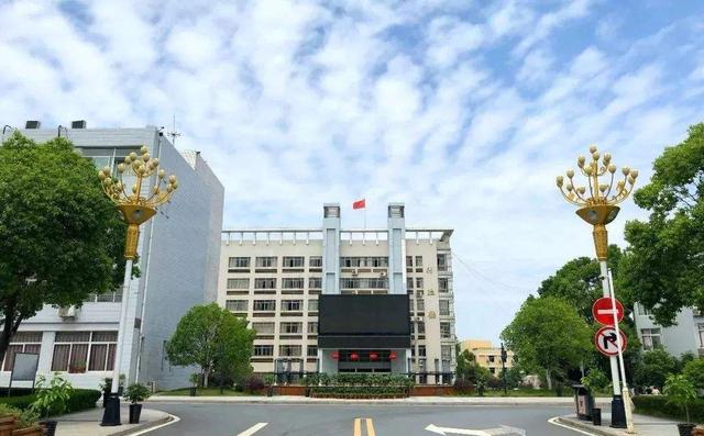 高职警官学院毕业后前景(高职警官学院毕业后前景好吗)