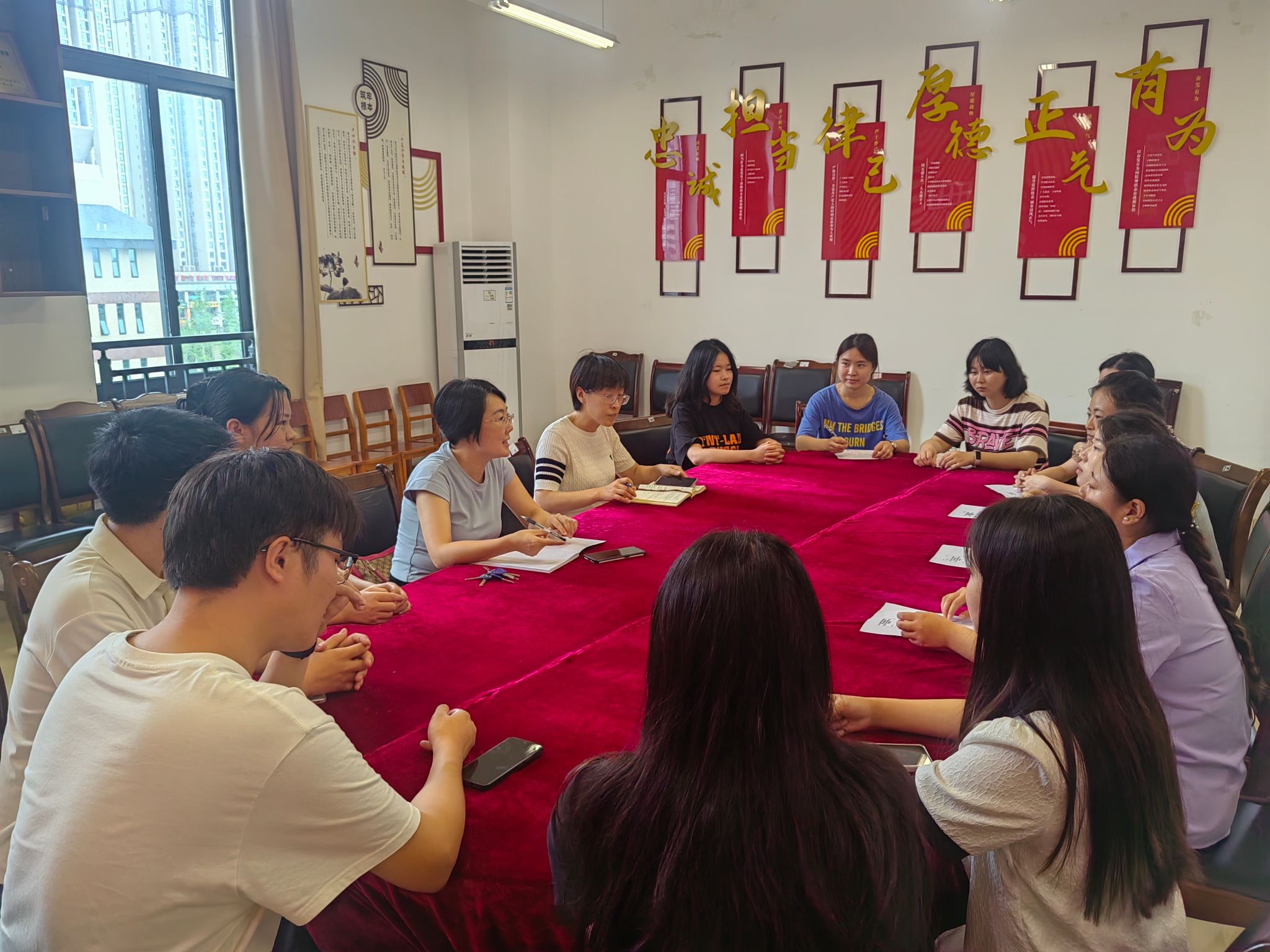 毕业生毕业后应该干什么(毕业生毕业后要做的几件事) 毕业生毕业后应该干什么(毕业生毕业后要做的几件事)