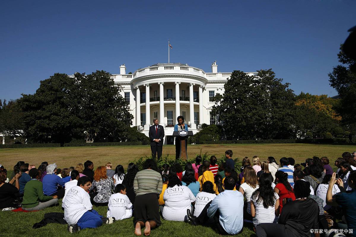 美国大学毕业后的生活(美国大学毕业后的生活状态)
