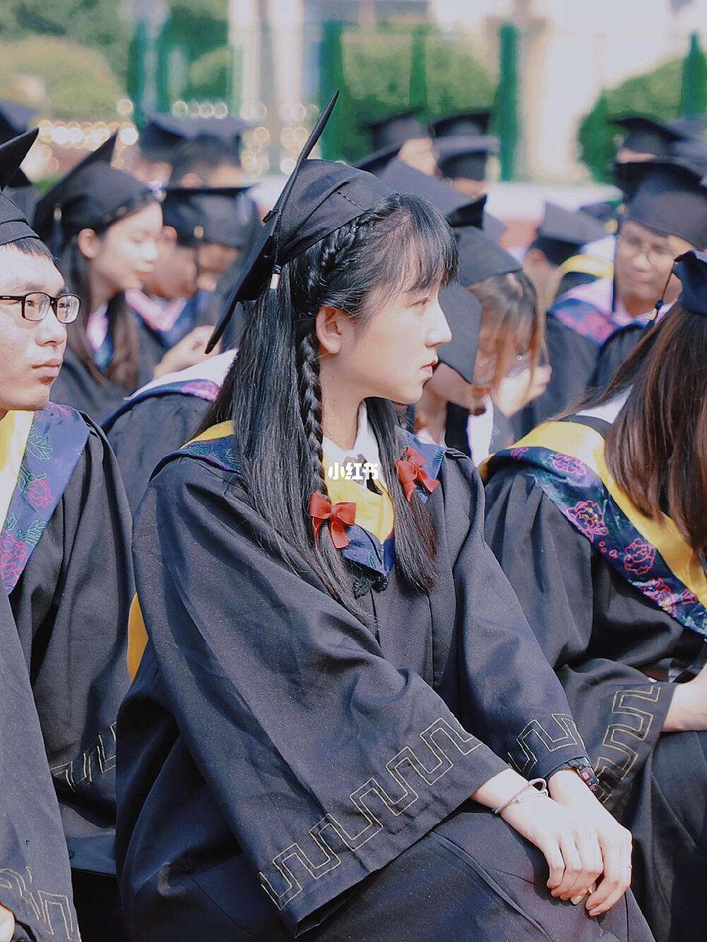 毕业后扎什么头发好(毕业后扎什么头发好一点)