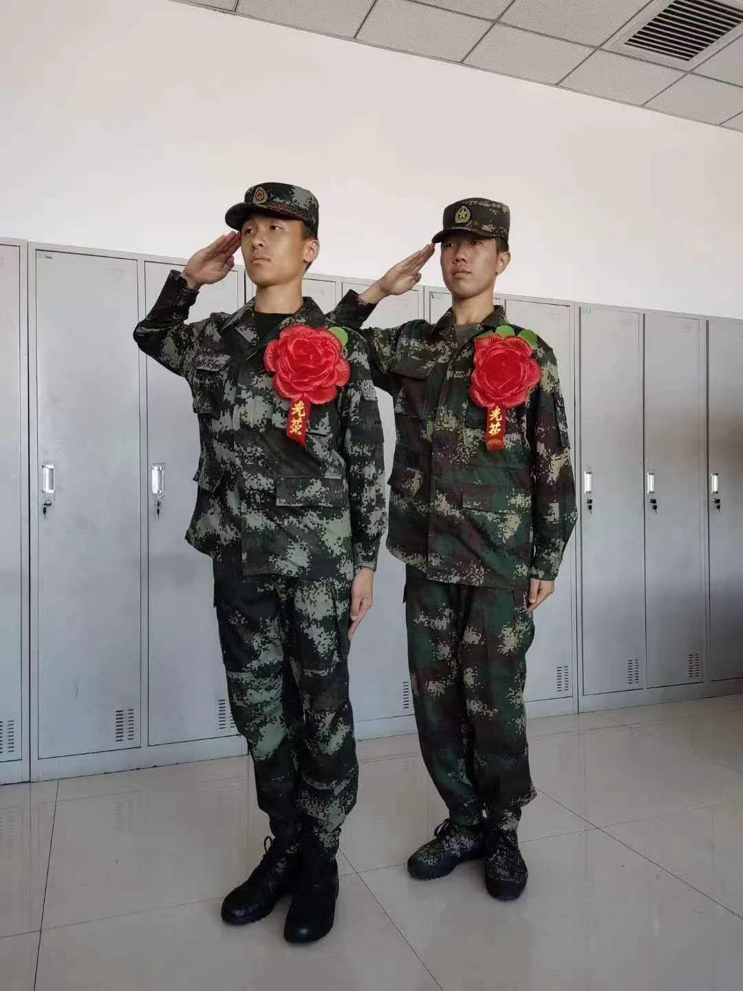 法学院毕业生后当兵好吗(法学院的学生毕业后做什么)