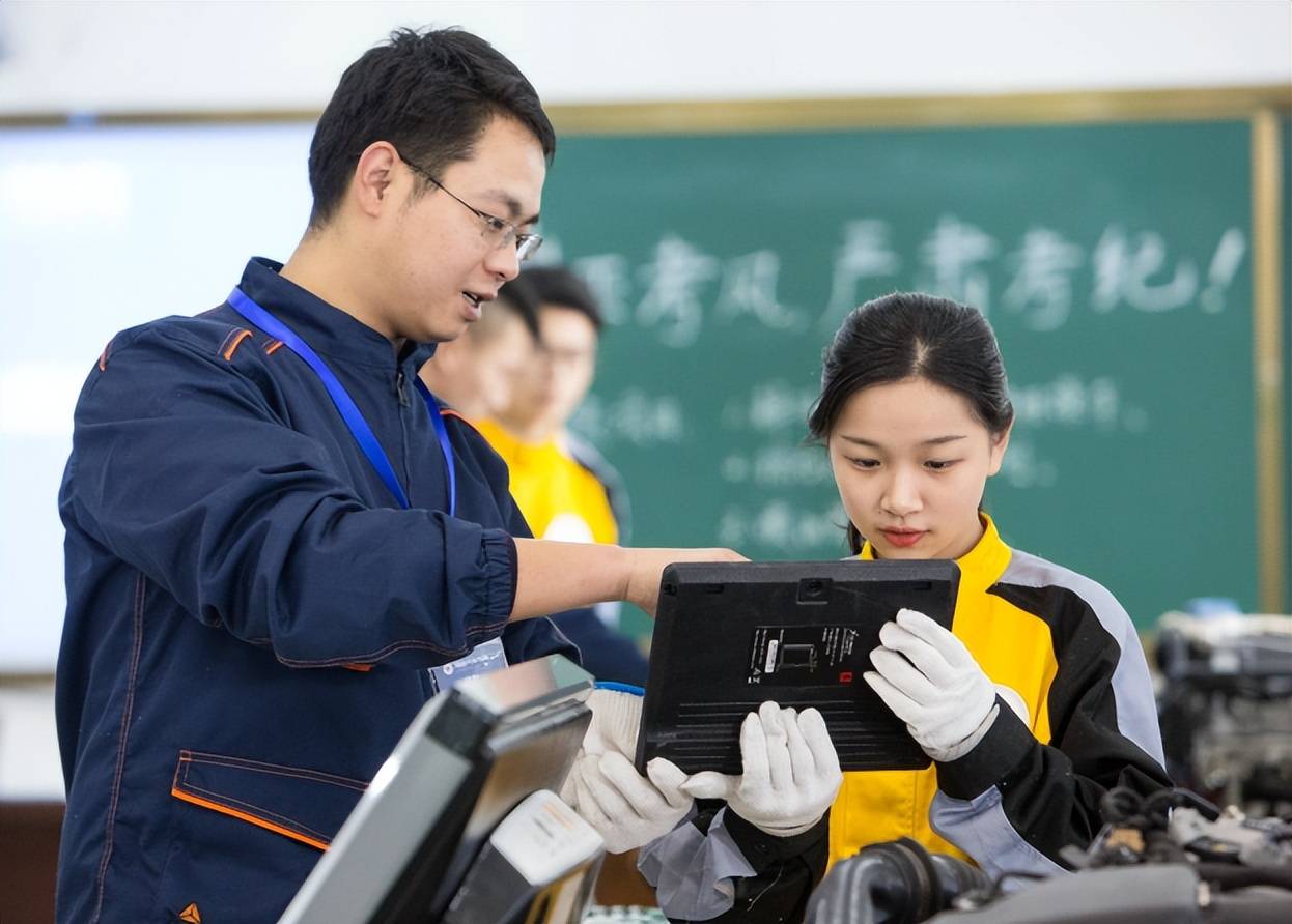 大学毕业后还能学技术吗(大学毕业后还能再考大学其它专业吗)