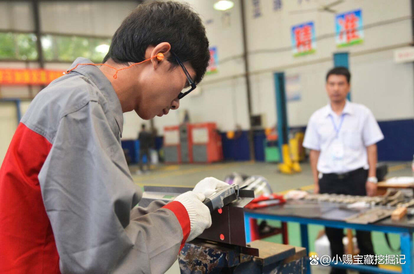 毕业后工资最高的技师学院(技校什么专业好学而且毕业工资又高的) 毕业后工资最高的技师学院(技校什么专业好学而且毕业工资又高的)