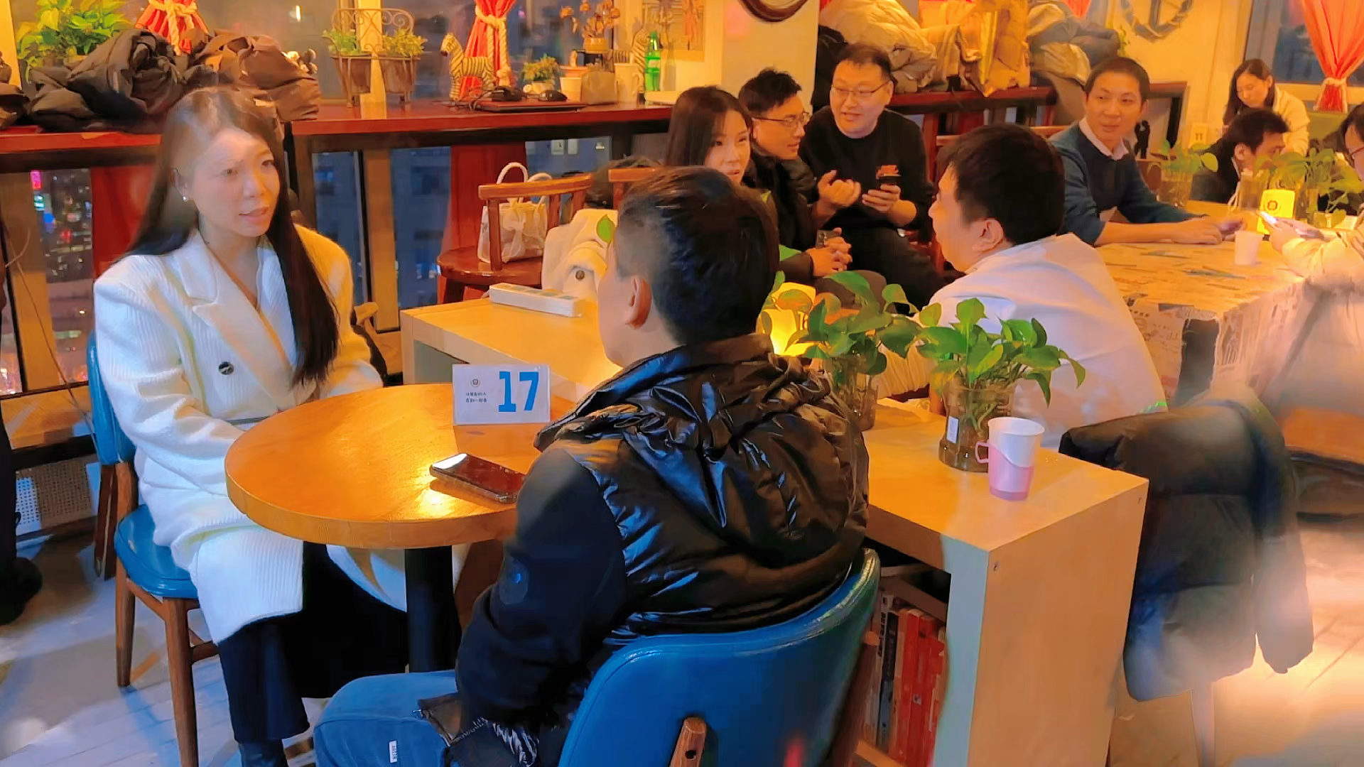 刚大学毕业后相亲的综艺(刚毕业就相亲的男生什么想法)