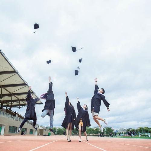 大学毕业回乡后干什么好(大学生毕业后回家乡工作的利弊) 大学毕业回乡后干什么好(大学生毕业后回家乡工作的利弊)