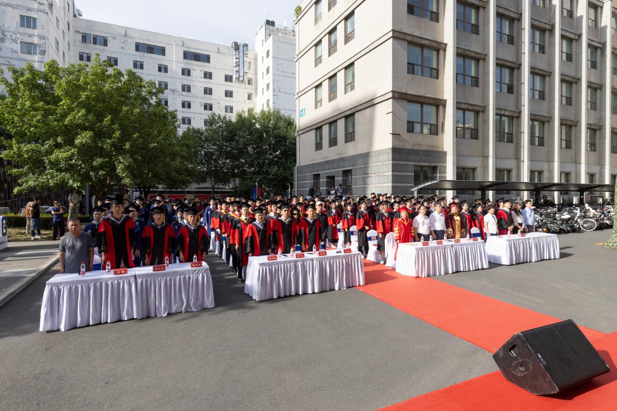物理硕士毕业后做什么(物理硕士毕业后做什么职业)