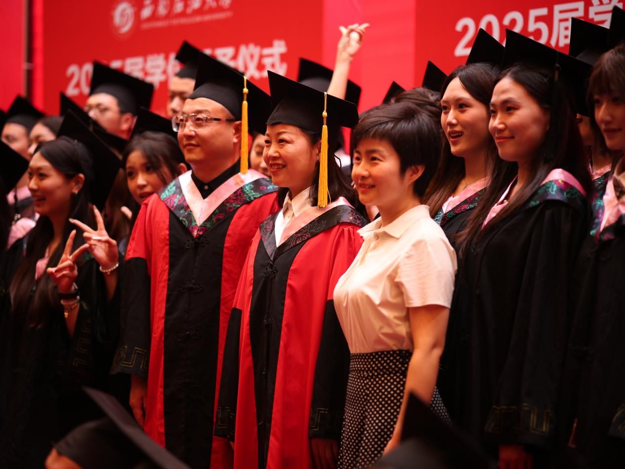 艺术学院毕业后能干什么(艺术学院毕业后可以做些什么工作)