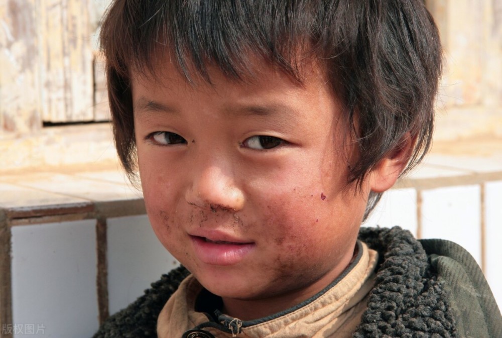 80后大学毕业回不了农村(大学毕业想回农村)