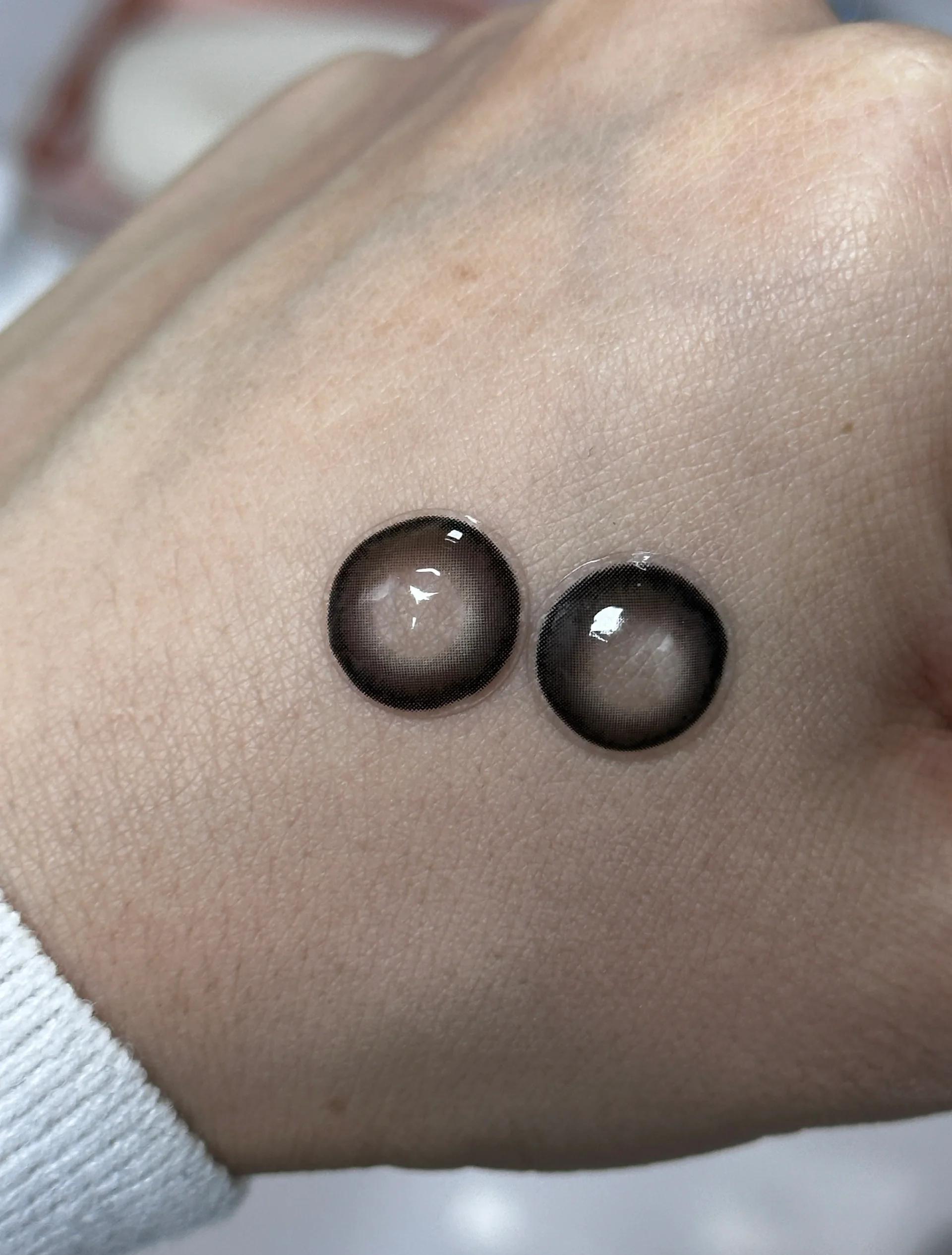 大学毕业后可以戴美瞳吗(大学刚毕业适合戴什么表)