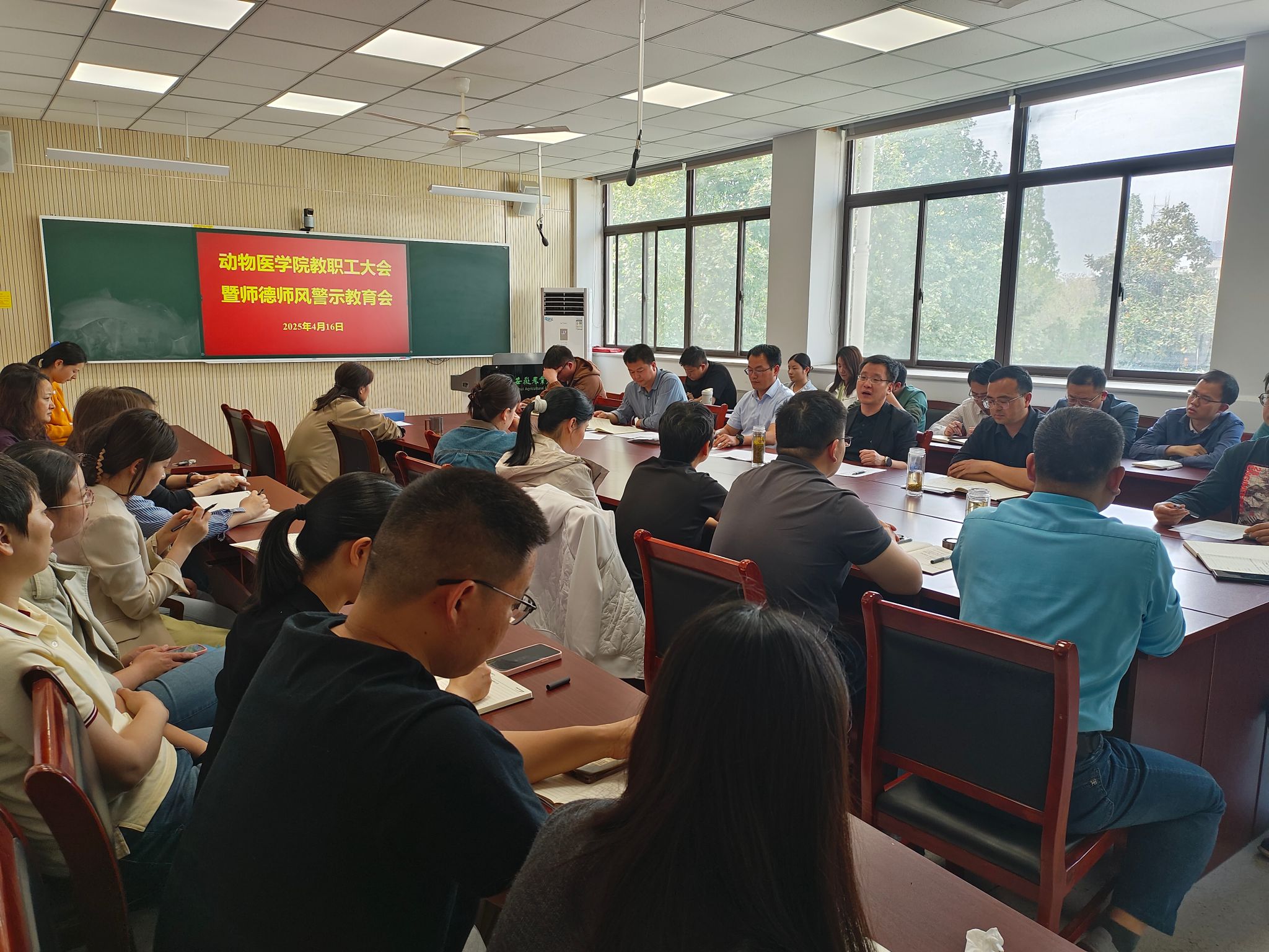 动物医学毕业后做什么工作(动物医学毕业去向)