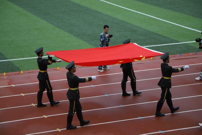 保定理工学院毕业后的学生(保定理工学院毕业后的学生怎么样)