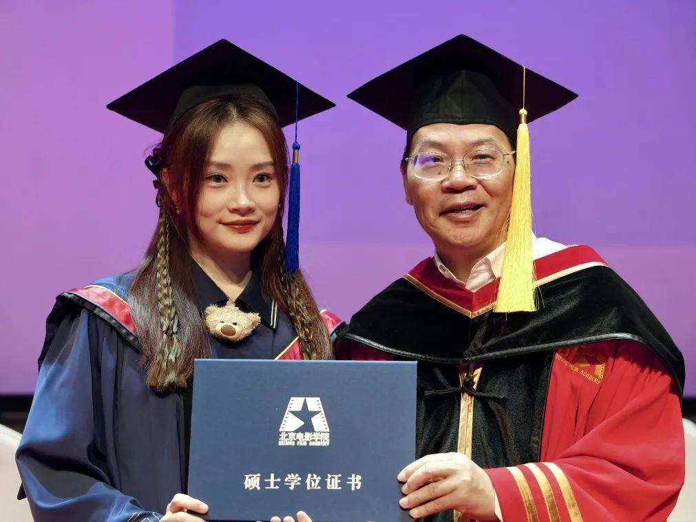 影视学院毕业后怎么样(影视学院刚毕业,怎么找工作?)