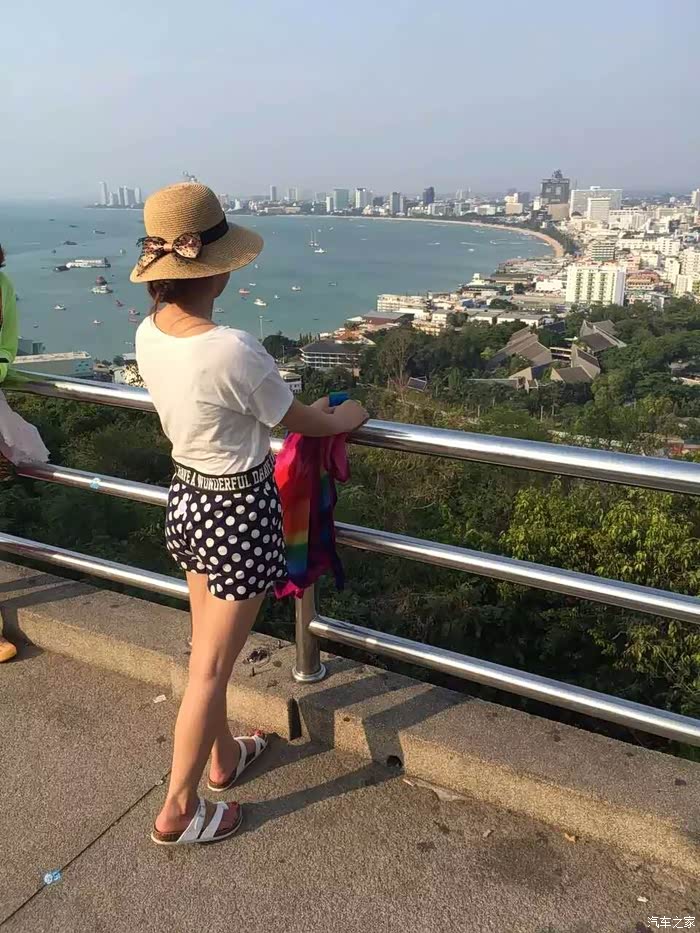 蓝领大学毕业后的生活(蓝领人工资很高,大学生不满,你怎么看) 蓝领大学毕业后的生活(蓝领人工资很高,大学生不满,你怎么看)