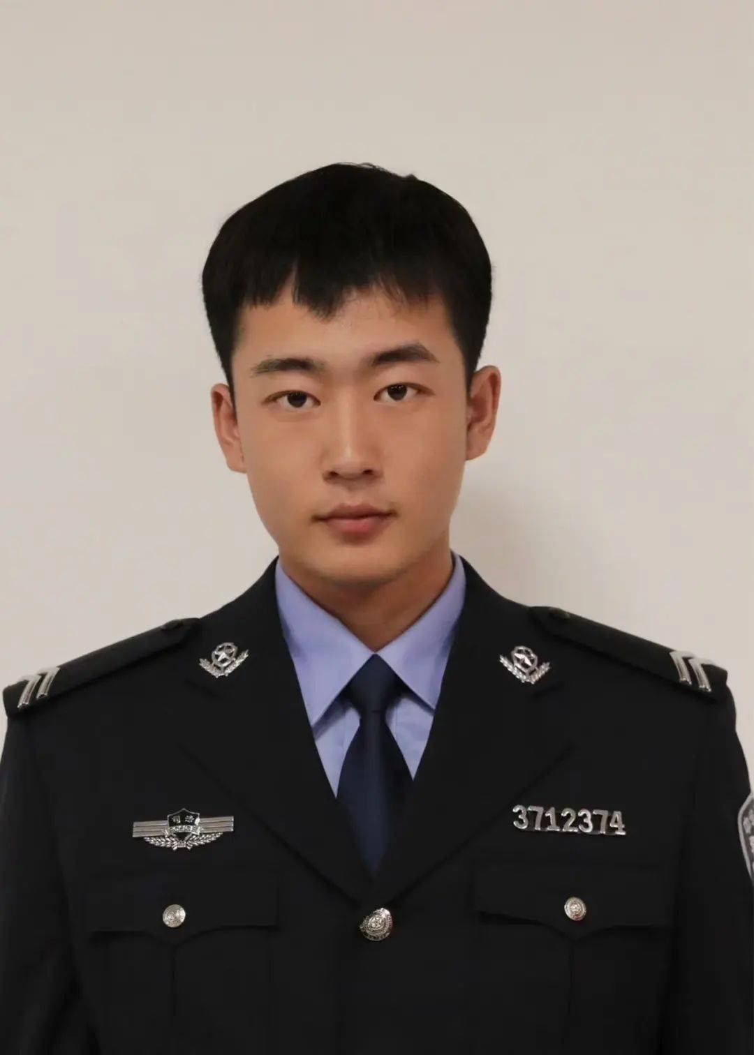 警官学院毕业后当兵(警官学校当兵有什么好处吗) 警官学院毕业后当兵(警官学校当兵有什么好处吗)