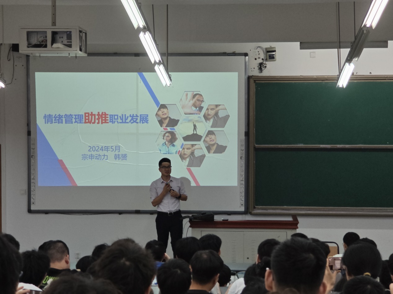 航空学院毕业后是什么工作(航空学院毕业工资待遇)