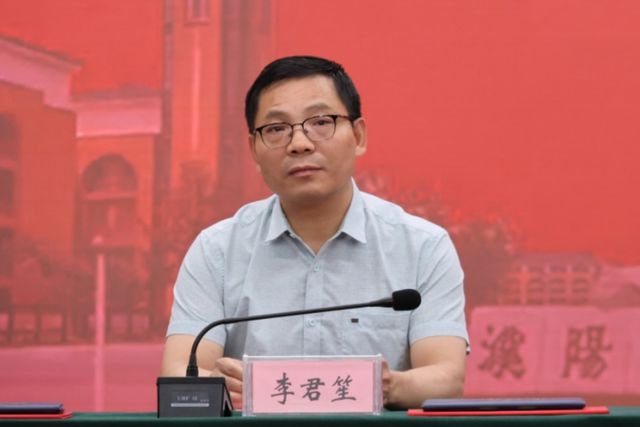 大专毕业后要交什么费用(大专毕业上大学需要几年)